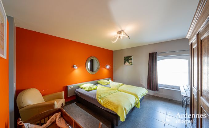 Maison de vacances � Rochefort pour 18 personnes en Ardenne