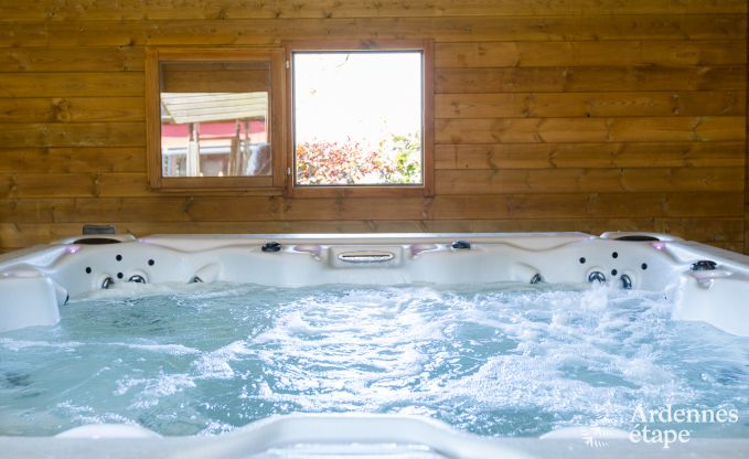 Maison de vacances � Rochefort pour 18 personnes en Ardenne