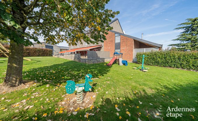 Maison de vacances � Rochefort pour 18 personnes en Ardenne