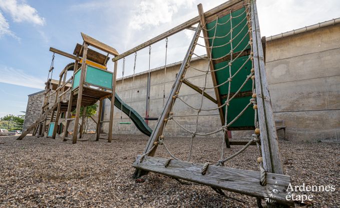Maison de vacances  Rochefort pour 18 personnes en Ardenne