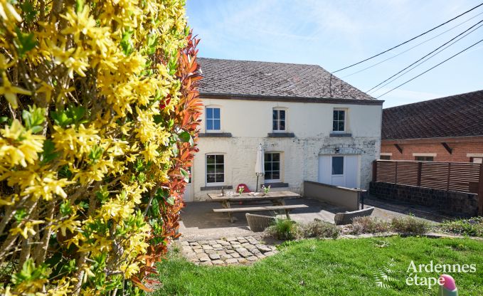 Maison de vacances  Rochefort pour 12/14 personnes en Ardenne