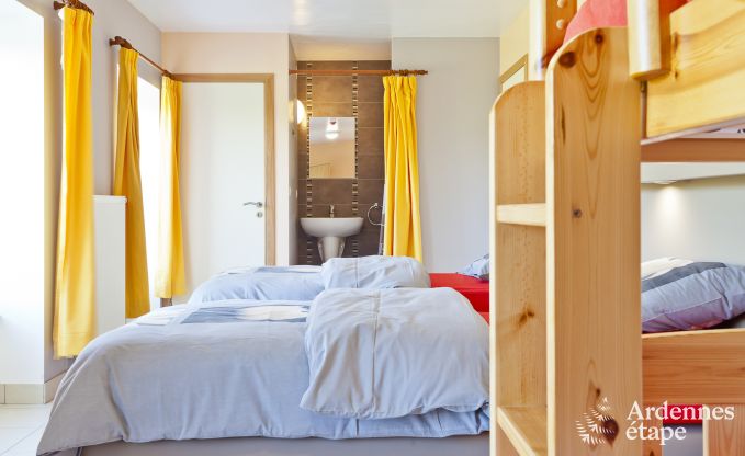 Villa de Luxe � Rochefort pour 48 personnes en Ardenne