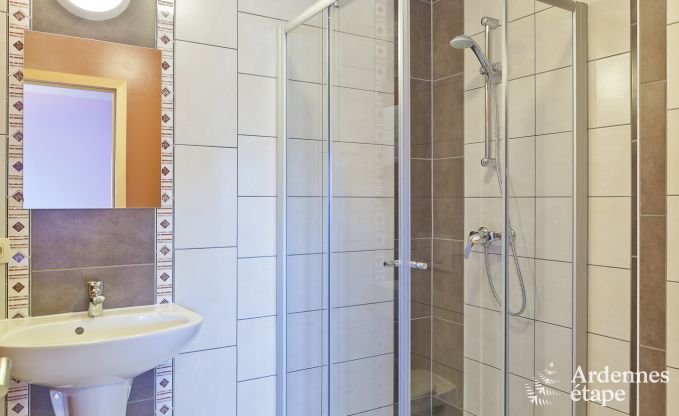 Villa de Luxe � Rochefort pour 48 personnes en Ardenne