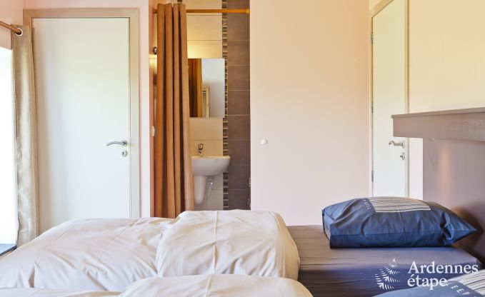 Villa de Luxe � Rochefort pour 48 personnes en Ardenne