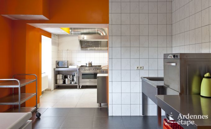 Villa de Luxe � Rochefort pour 48 personnes en Ardenne