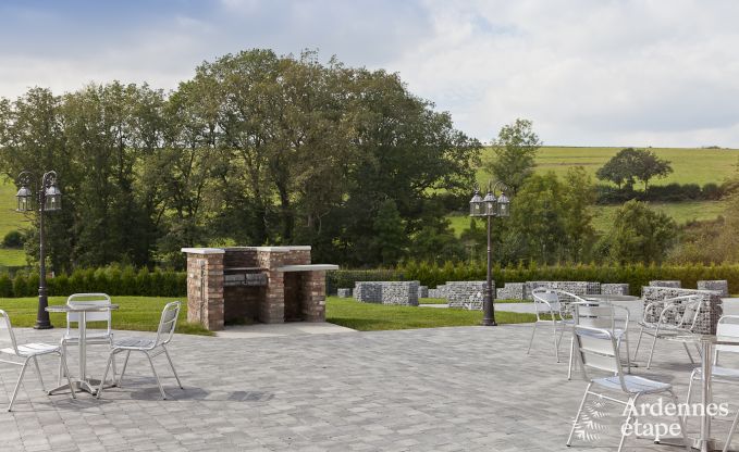 Villa de Luxe � Rochefort pour 48 personnes en Ardenne