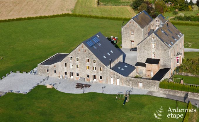 Villa de Luxe � Rochefort pour 48 personnes en Ardenne