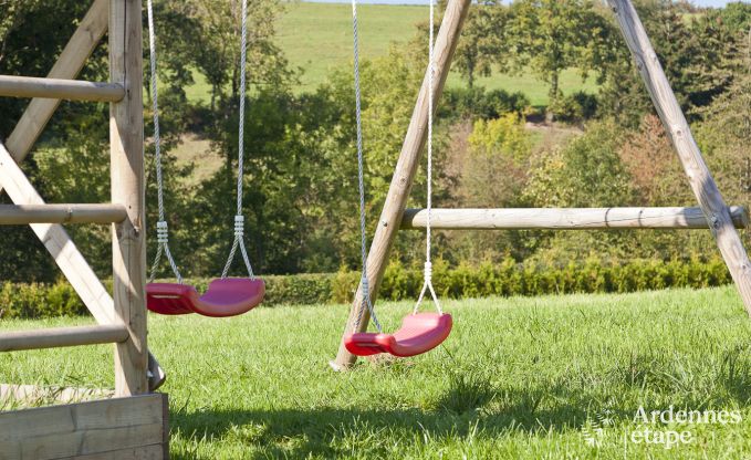 Villa de Luxe � Rochefort pour 48 personnes en Ardenne