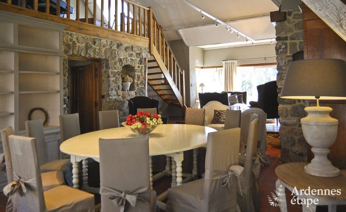 Villa de Luxe  Rochefort pour 13 personnes en Ardenne