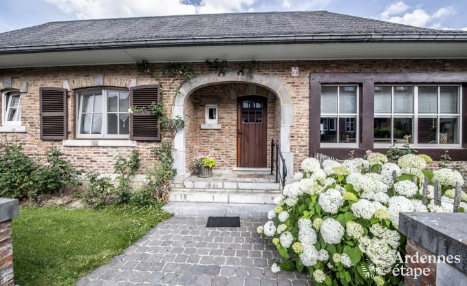 Villa de Luxe  Rochefort pour 13 personnes en Ardenne
