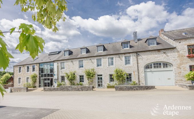Villa de Luxe  Rochefort pour 28/30 personnes en Ardenne