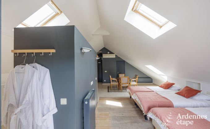 Villa de Luxe  Rochefort pour 28/30 personnes en Ardenne