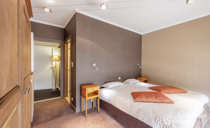 Villa de Luxe  Rochefort pour 28/30 personnes en Ardenne