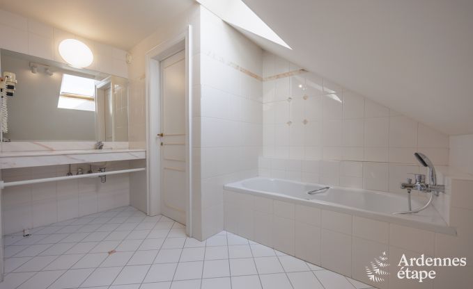 Villa de Luxe  Rochefort pour 28/30 personnes en Ardenne