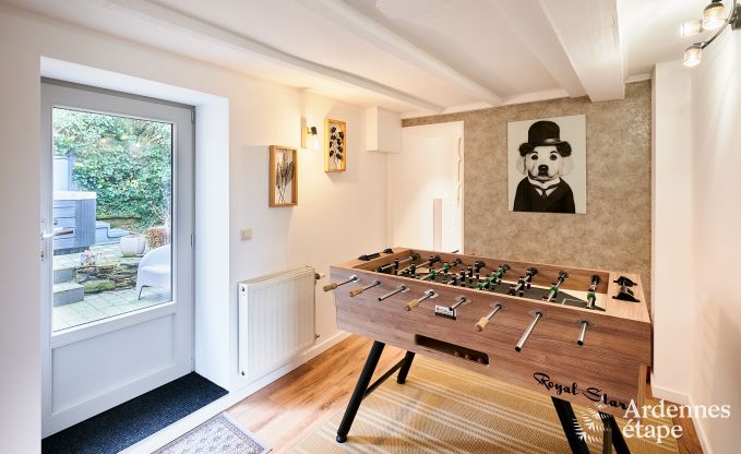 Charmante maison de vacances � Rochehaut pour 6-7 personnes avec jacuzzi, jardin priv� et � proximit� des sentiers de randonn�e