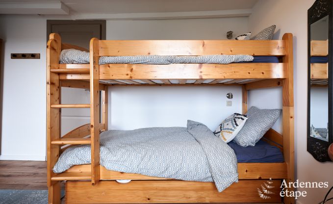 Charmante maison de vacances � Rochehaut pour 6-7 personnes avec jacuzzi, jardin priv� et � proximit� des sentiers de randonn�e