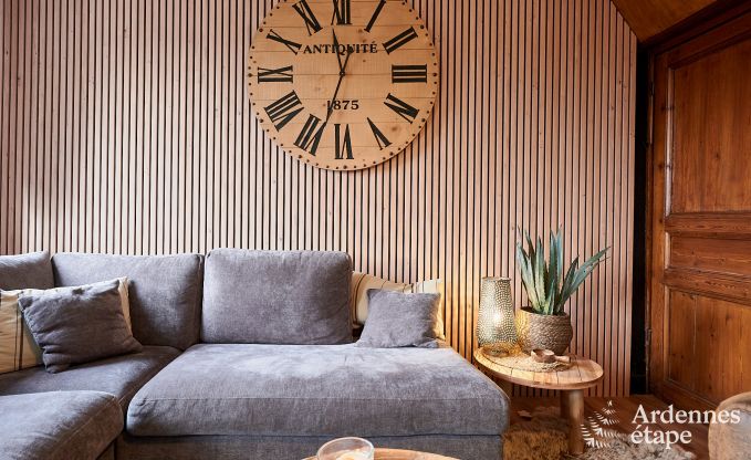 Charmante maison de vacances � Rochehaut pour 6-7 personnes avec jacuzzi, jardin priv� et � proximit� des sentiers de randonn�e