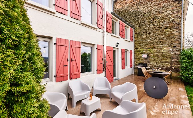 Charmante maison de vacances � Rochehaut pour 6-7 personnes avec jacuzzi, jardin priv� et � proximit� des sentiers de randonn�e