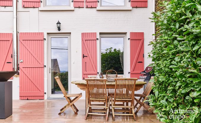 Charmante maison de vacances � Rochehaut pour 6-7 personnes avec jacuzzi, jardin priv� et � proximit� des sentiers de randonn�e