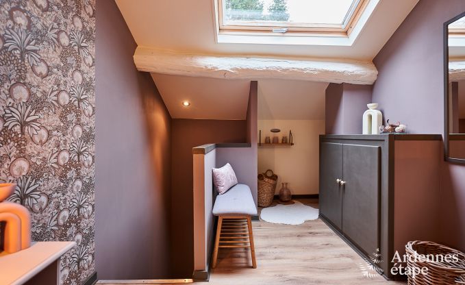 Charmante maison de vacances � Rochehaut pour 6-7 personnes avec jacuzzi, jardin priv� et � proximit� des sentiers de randonn�e