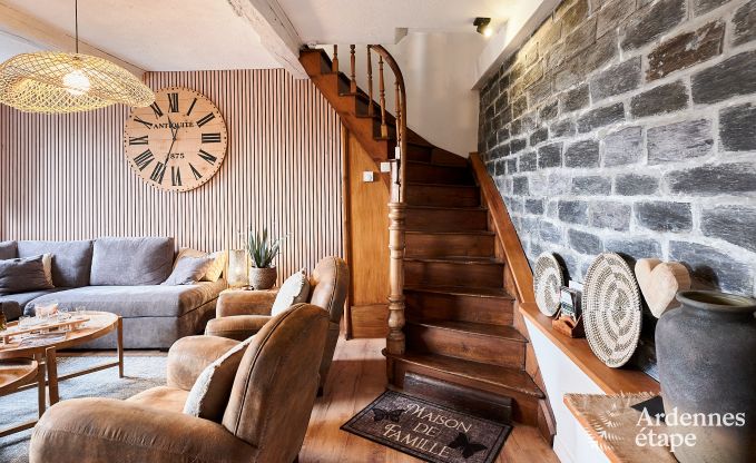 Charmante maison de vacances � Rochehaut pour 6-7 personnes avec jacuzzi, jardin priv� et � proximit� des sentiers de randonn�e