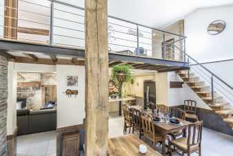 Maison de caractère pour 7/9 p. à Rochehaut en Ardenne