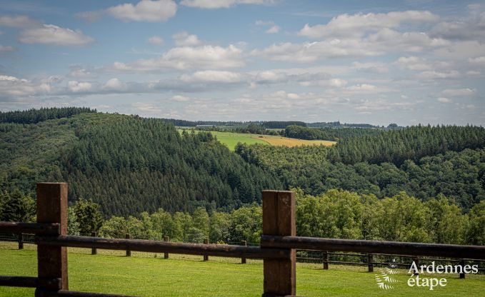 Maison de vacances avec vue magnifique pour 2 personnes � Rochehaut, Ardenne