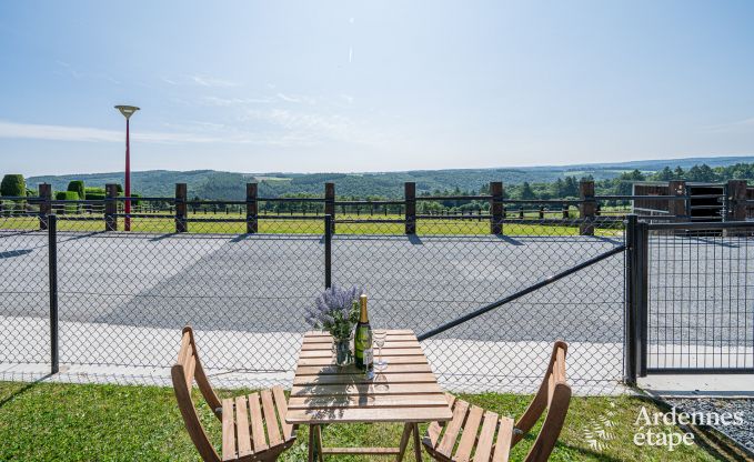 Maison de vacances conviviale de plain-pied pour 2 personnes  Rochehaut avec vue