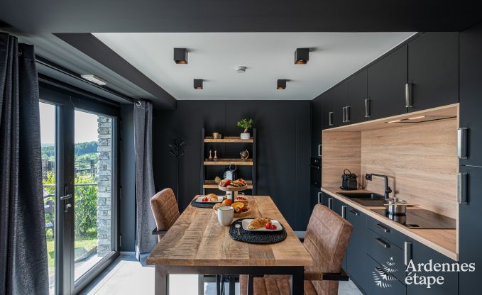 Maison de vacances conviviale de plain-pied pour 2 personnes  Rochehaut avec vue