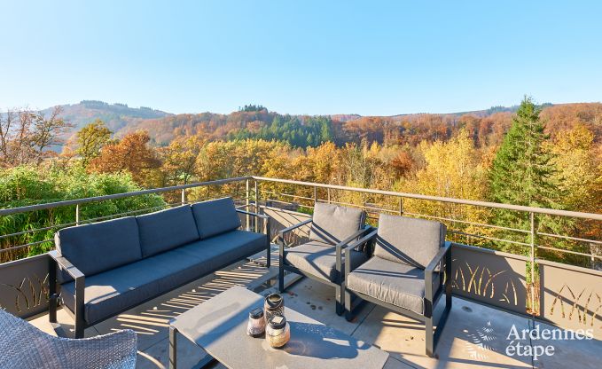 Moderne maison de vacances � Rochehaut en Ardenne