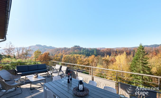 Moderne maison de vacances � Rochehaut en Ardenne