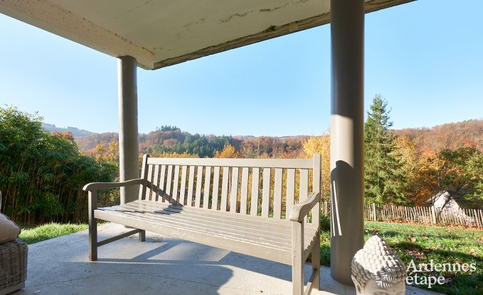 Moderne maison de vacances � Rochehaut en Ardenne