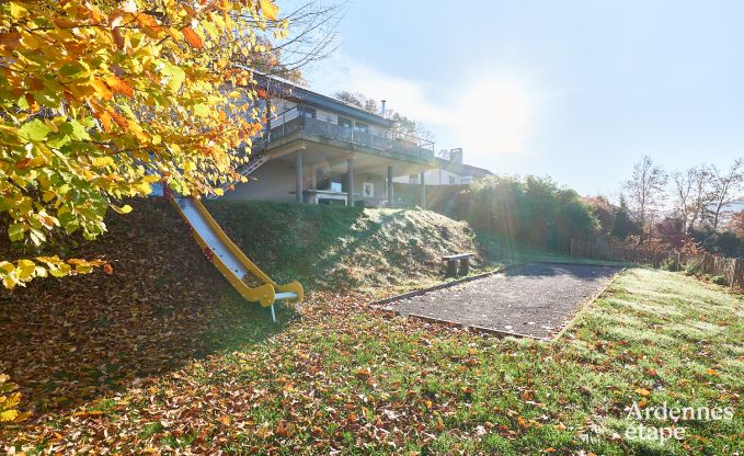 Moderne maison de vacances � Rochehaut en Ardenne