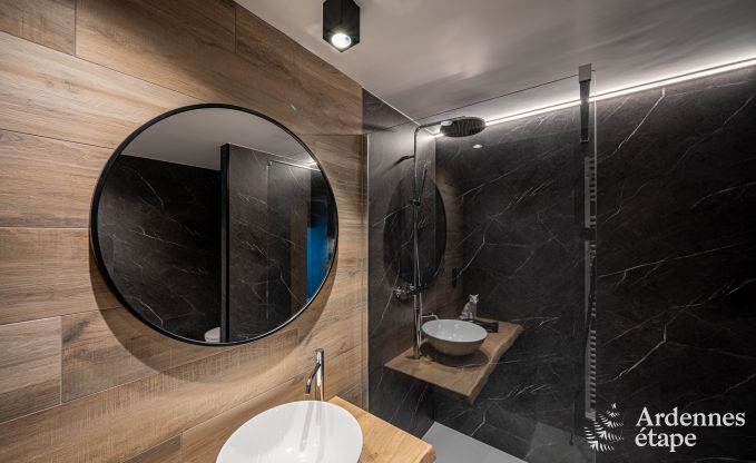 Maison de vacances moderne avec 5 chambres � Rochehaut, Ardenne