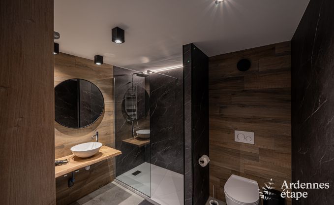 Maison de vacances moderne avec 5 chambres � Rochehaut, Ardenne