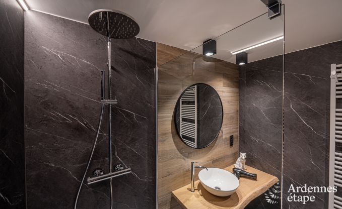 Maison de vacances moderne avec 5 chambres � Rochehaut, Ardenne