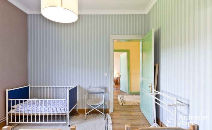 Maison de vacances � Saint-Hubert : havre de paix pour 7 personnes en Ardenne avec jardin priv� et �quipements familiaux