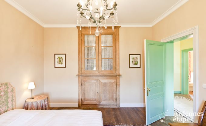 Maison de vacances � Saint-Hubert : havre de paix pour 7 personnes en Ardenne avec jardin priv� et �quipements familiaux