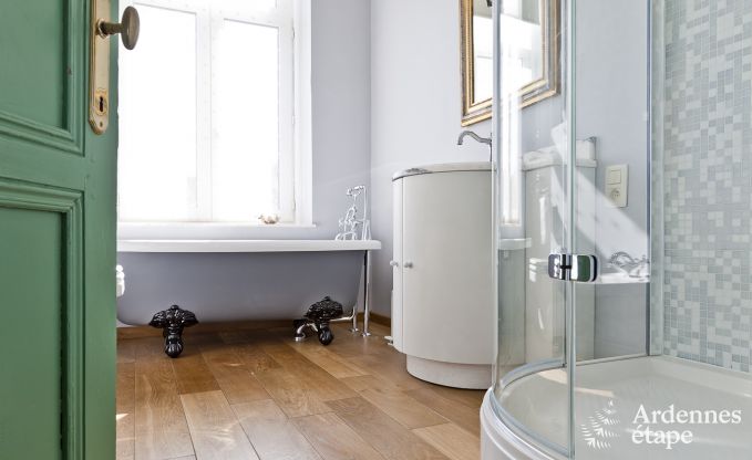 Maison de vacances � Saint-Hubert : havre de paix pour 7 personnes en Ardenne avec jardin priv� et �quipements familiaux