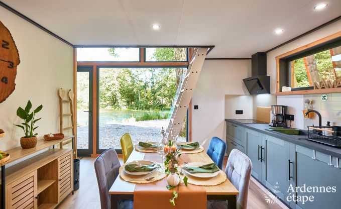 Chalet isol� au bord d'un �tang � Saint-Hubert, Ardenne