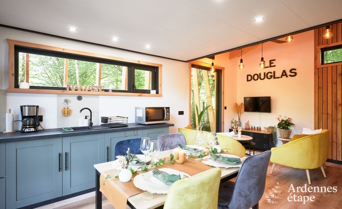 Chalet isol� au bord d'un �tang � Saint-Hubert, Ardenne