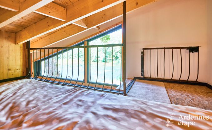 Chalet isol� au bord d'un �tang � Saint-Hubert, Ardenne