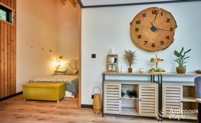 Chalet isol� au bord d'un �tang � Saint-Hubert, Ardenne