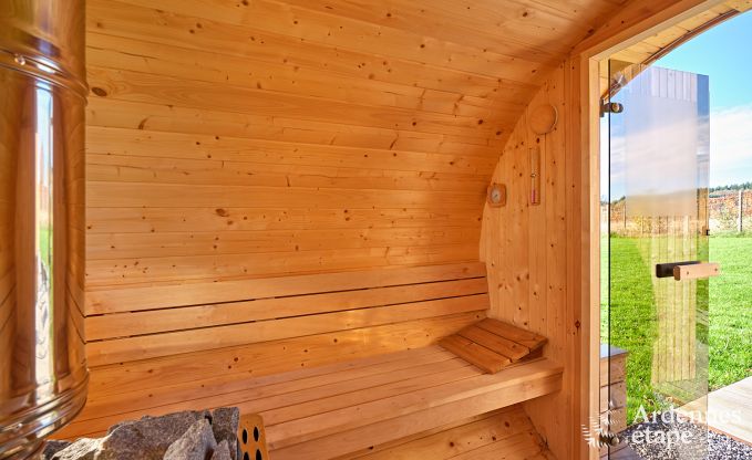 Maison de vacances  Saint-Hubert : hbergement confortable pour 6 personnes avec sauna, salle de jeux et jardin priv en Ardenne