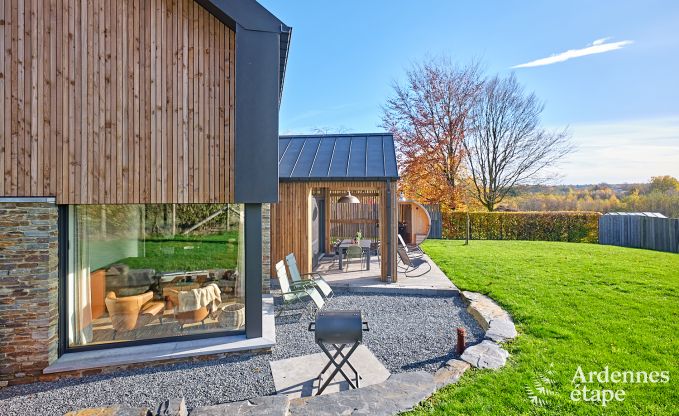 Maison de vacances  Saint-Hubert : hbergement confortable pour 6 personnes avec sauna, salle de jeux et jardin priv en Ardenne