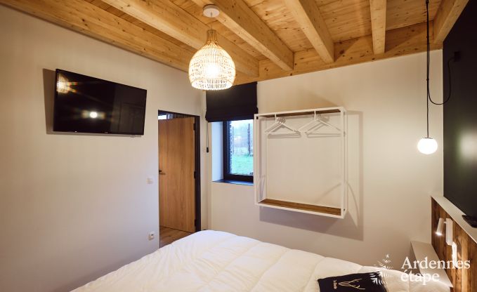 Maison de vacances  Saint-Hubert : hbergement confortable pour 6 personnes avec sauna, salle de jeux et jardin priv en Ardenne