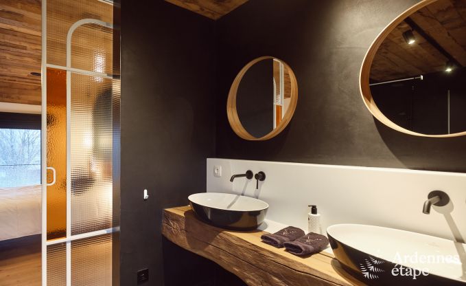 Maison de vacances  Saint-Hubert : hbergement confortable pour 6 personnes avec sauna, salle de jeux et jardin priv en Ardenne