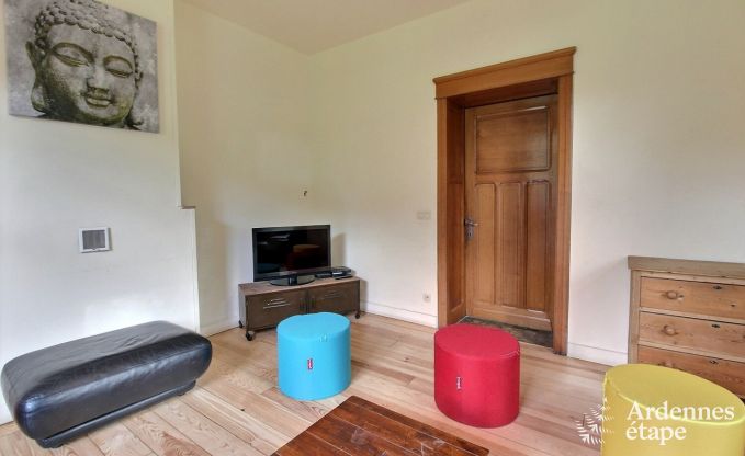Spacieuse maison de vacances � Saint-Hubert avec salle de jeux, jardin et 6 chambres pour 20 personnes en Ardenne