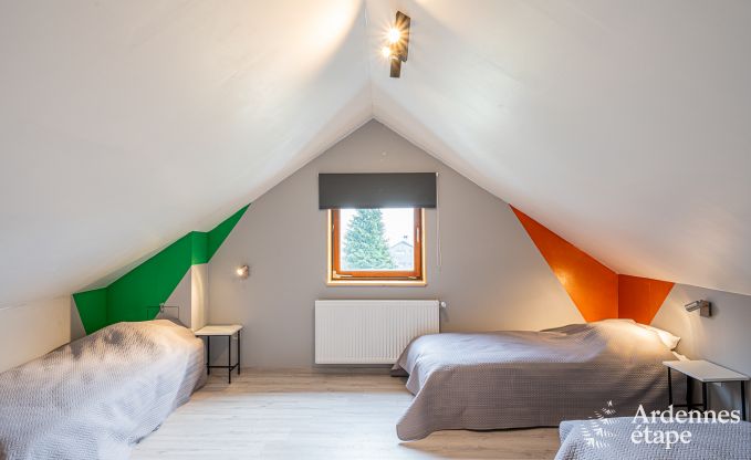 Maison de vacances spacieuse et tout confort  Saint-Hubert en Ardenne pour 12 personnes avec jardin priv et proche des activits touristiques