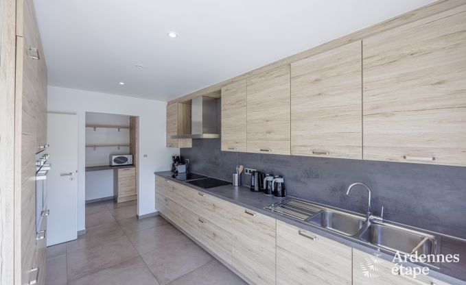 Maison de vacances � Saint L�ger pour 14 personnes en Ardenne